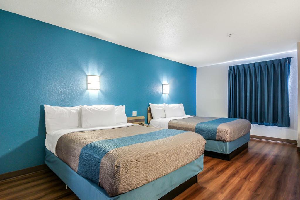Motel 6 New Braunfels Exterior photo
